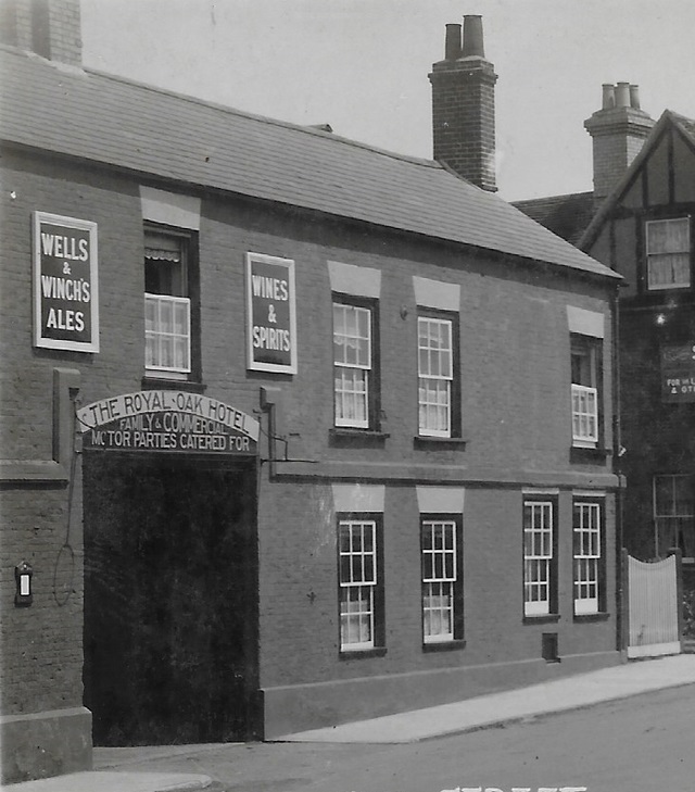 Royal Oak, Biggleswade