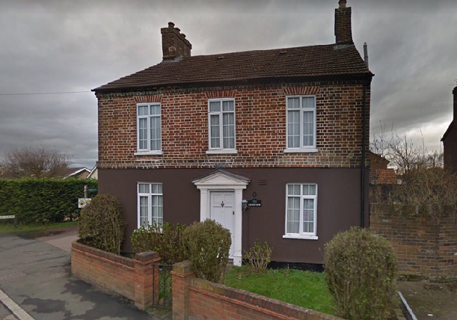 Bricklayers Arms, Caddington