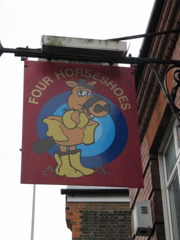 Four Horseshoes, Luton