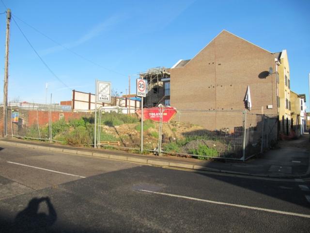 Old English Gentleman, Luton