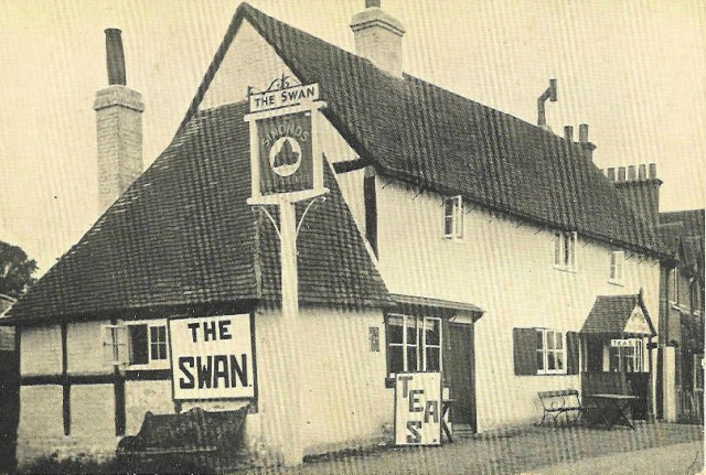 The Swan, Arborfield