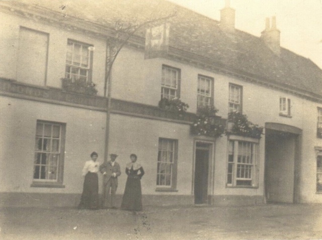 White Hart, Colnbrook