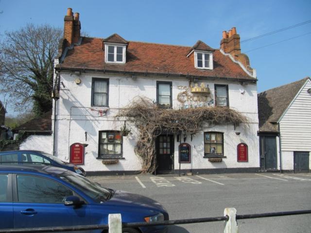 The Crown, Horton