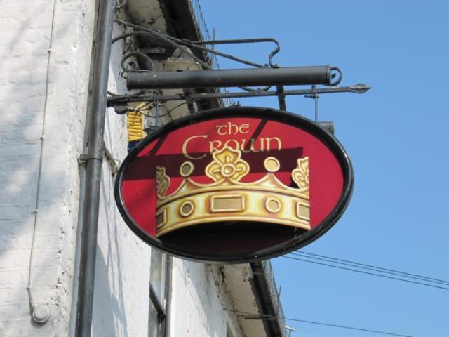 The Crown, Horton