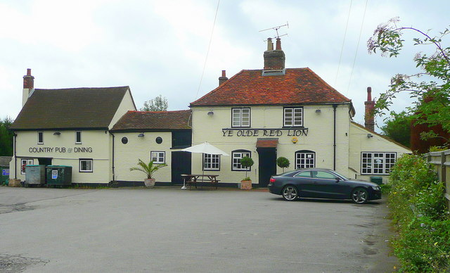 Red Lion, Oakley Green