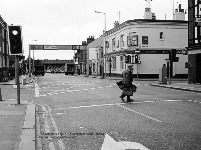 Britannia, Reading