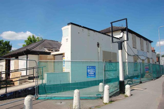 Merry Maidens, Reading