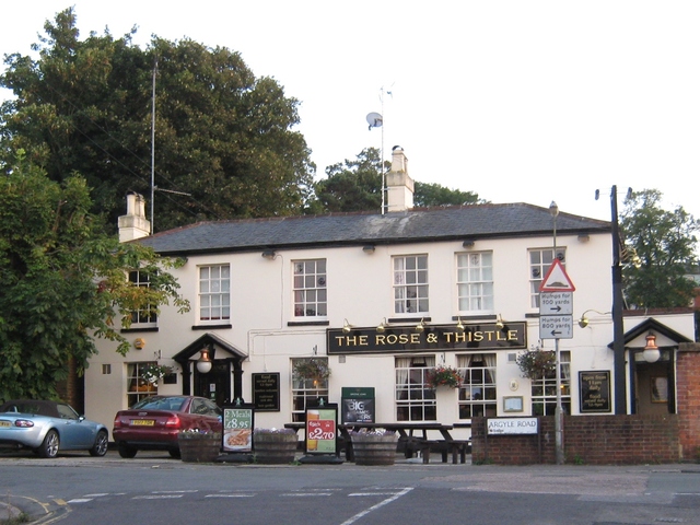 Rose & Thistle, Reading