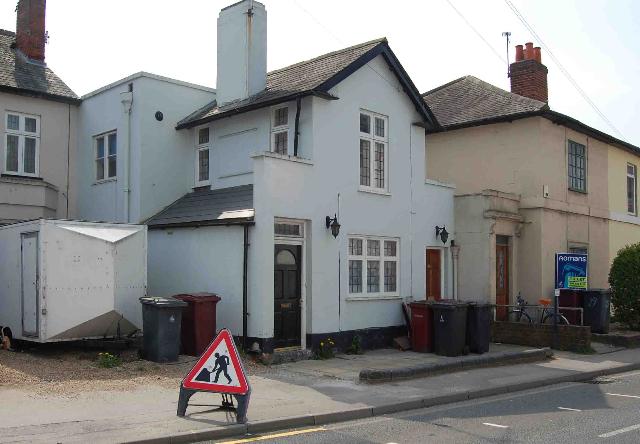 Swiss Cottage, Reading