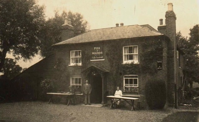 Fox & Hounds, Shurlock Row