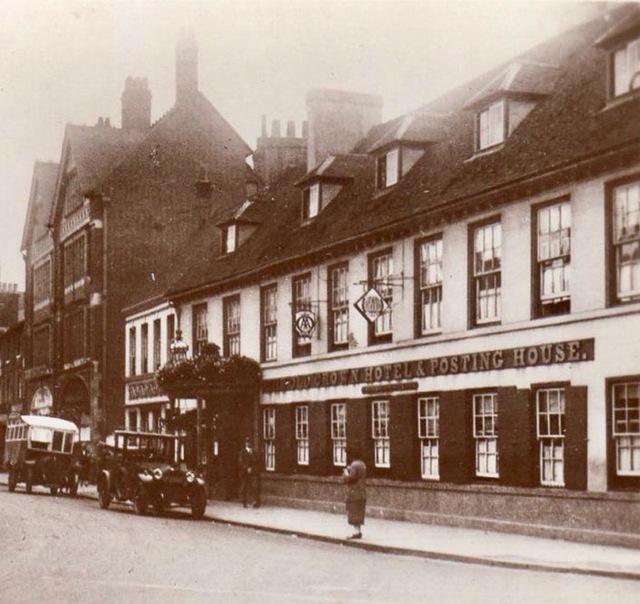 The Crown, Slough