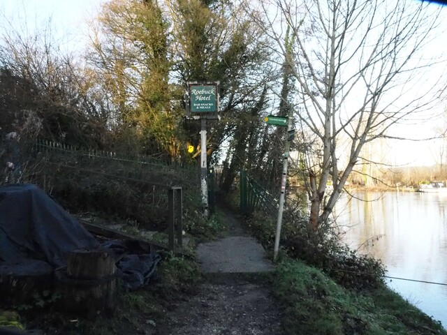The Roebuck, Tilehurst