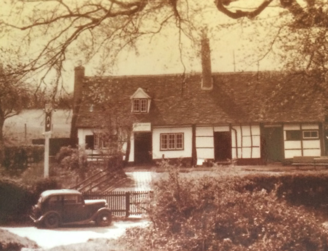 Three Horseshoes, Booker