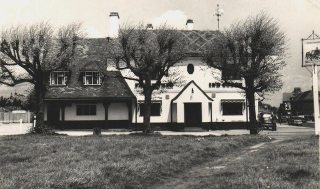 The Packhorse, Gerrards Cross