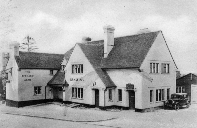 Bernard Arms, Great Kimble