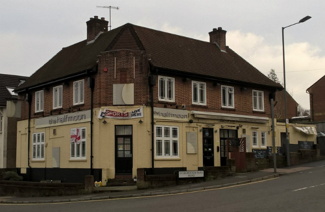 Half Moon, High Wycombe