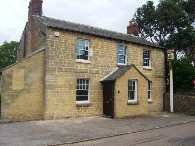 Royal Oak, Ickford