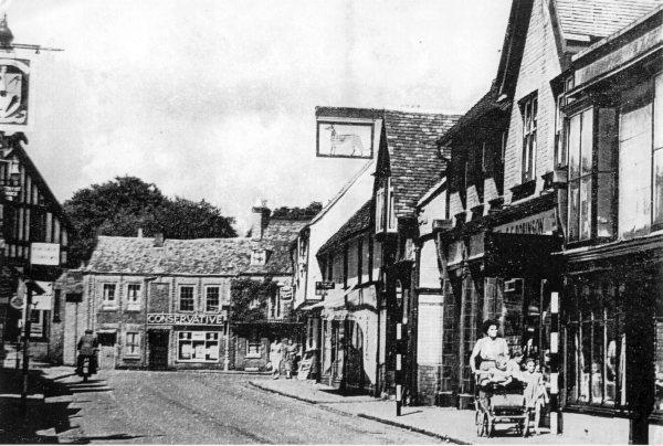 The Greyhound, Marlow