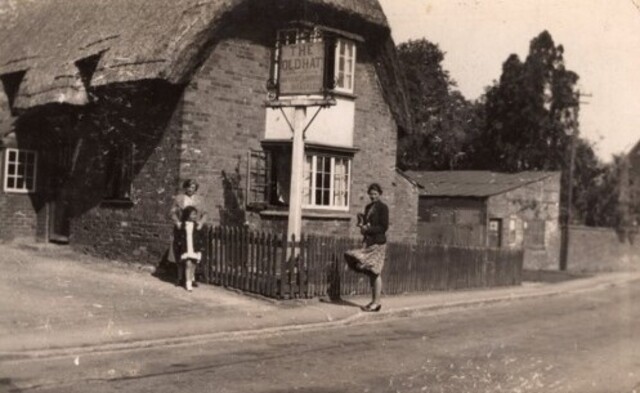 Old Hat, Preston Bissett