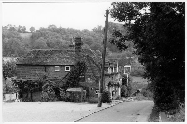 Three Horseshoes, Radnage