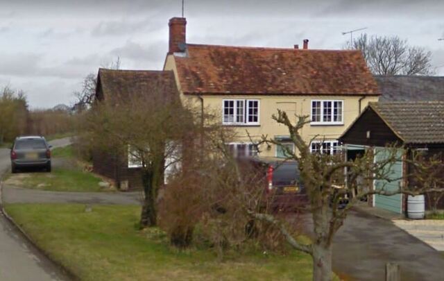 Carpenters Arms, Saunderton