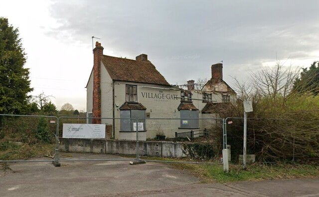 Village Gate, Wendover
