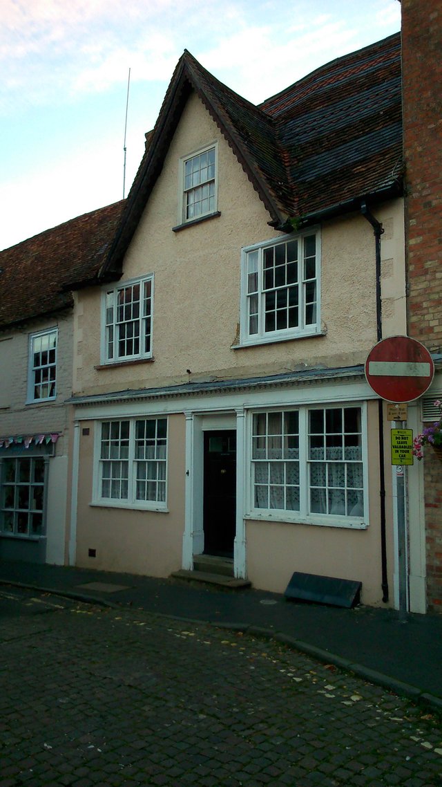 Old Crown, Winslow