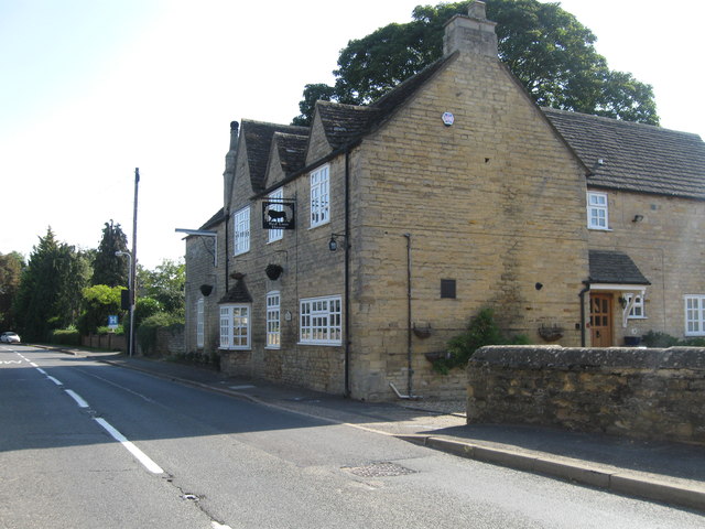Red Lion, Barnack