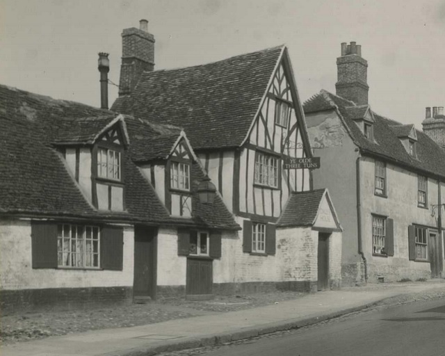 Three Tuns, Cambridge
