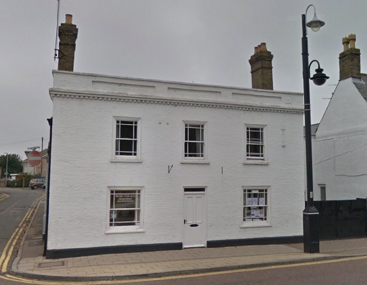 The Crown, Chatteris