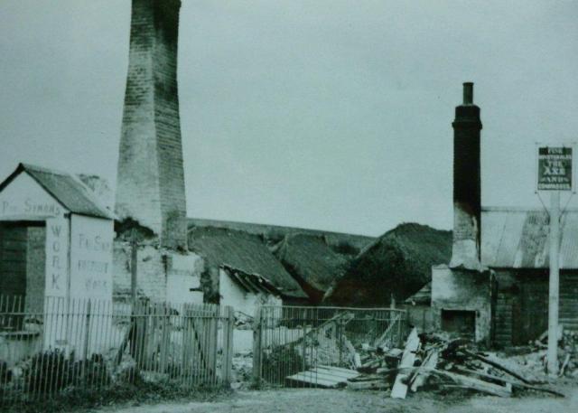 Axe & Compasses, Croydon