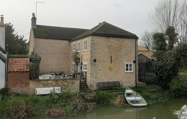Laburnum Arms, Deeping Gate