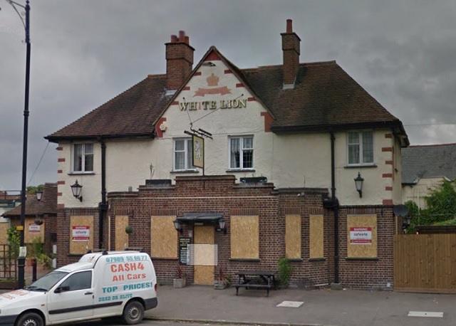 White Lion, Newmarket