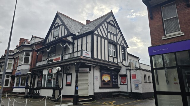 The Beehive, Chester
