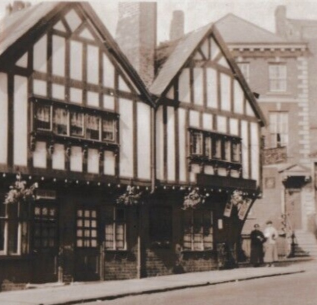Edgar Tavern, Chester