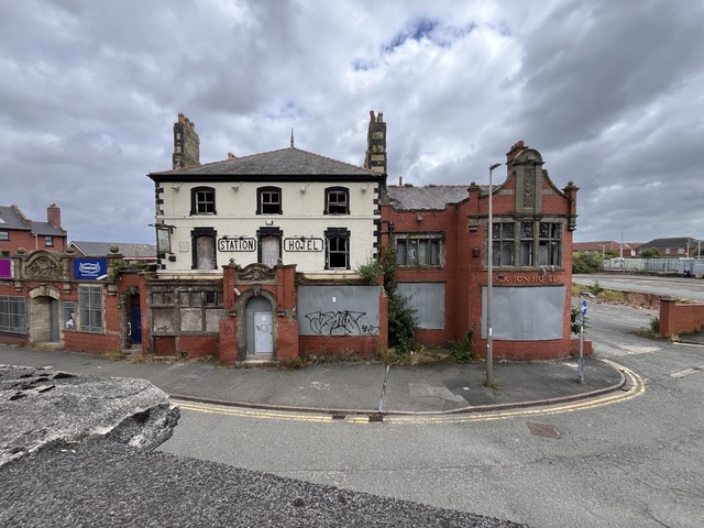 Station Hotel, Ellesmere Port