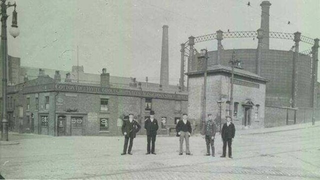 Cotton Tree, Stockport