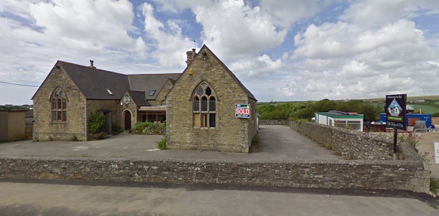 Old School, Mount Hawke