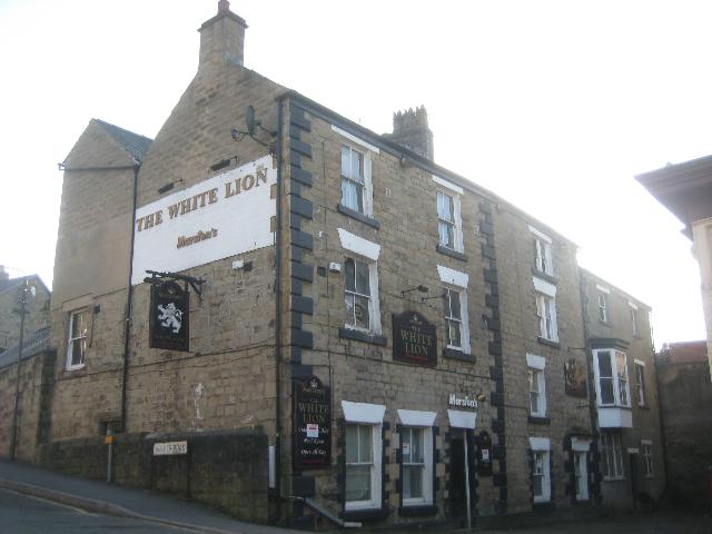 White Lion, Buxton
