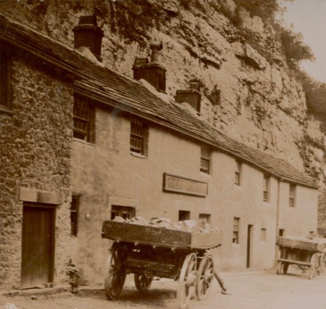 Lovers Leap Inn, Stoney Middleton