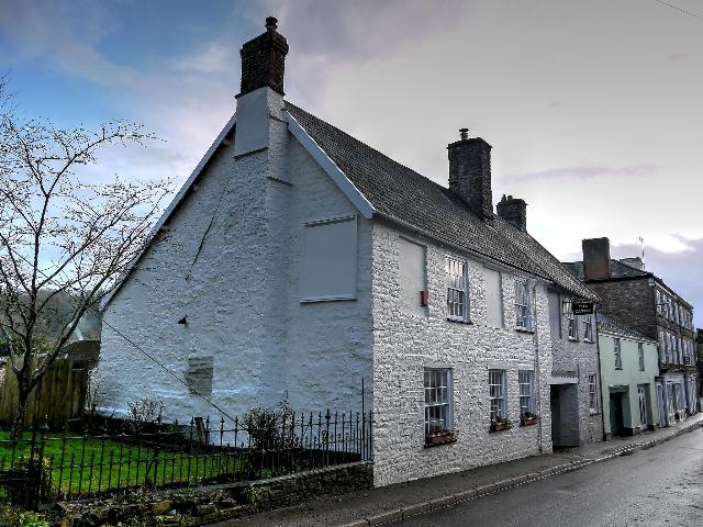 Castle Inn, Bampton