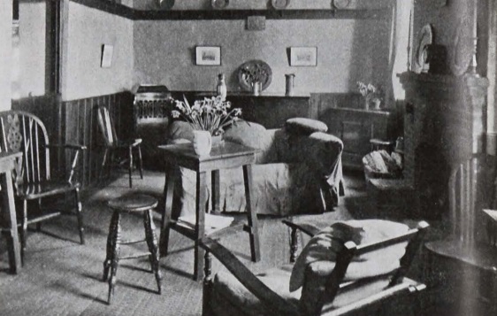 Three Horse Shoes, Branscombe