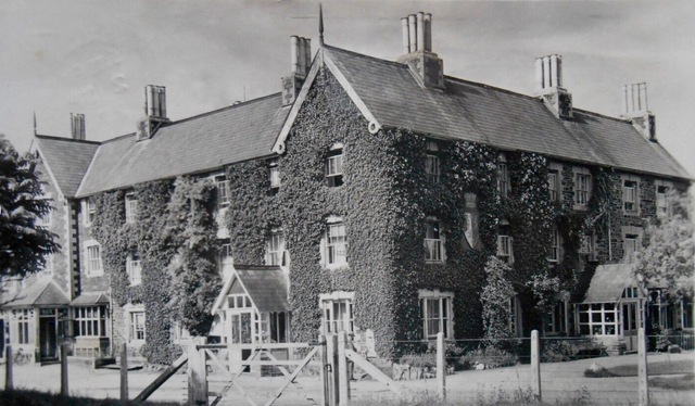 Carnarvon Arms, Brushford