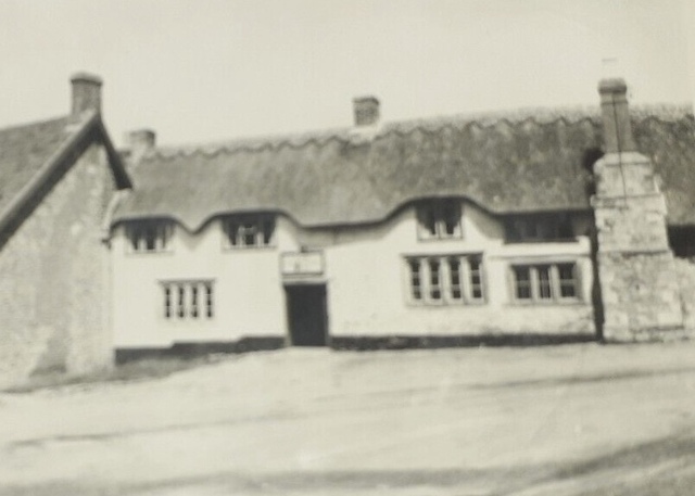 George Inn, Chardstock