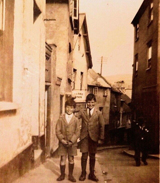 Globe Inn, Dartmouth