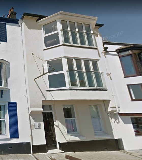 The Talfalger, Dartmouth