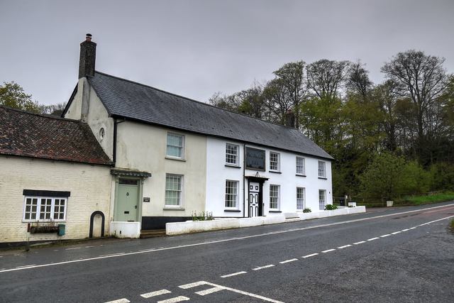 Fairmile Inn, Fairmile