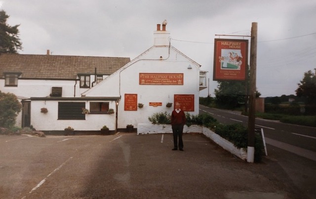 Halfway House, Grenofen