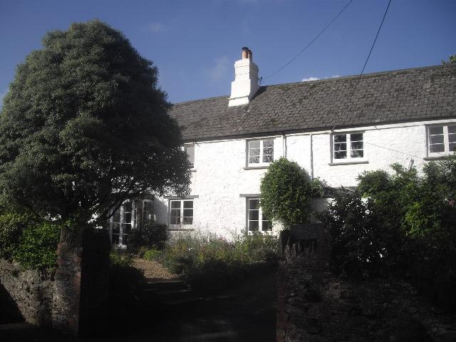 The Globe, Harberton