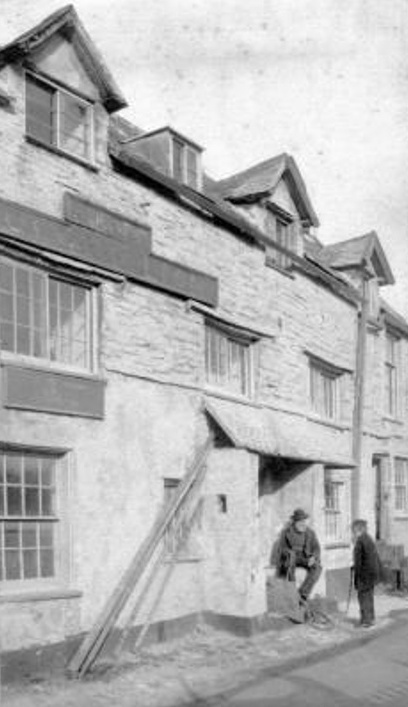 Golden Lion, Ilfracombe